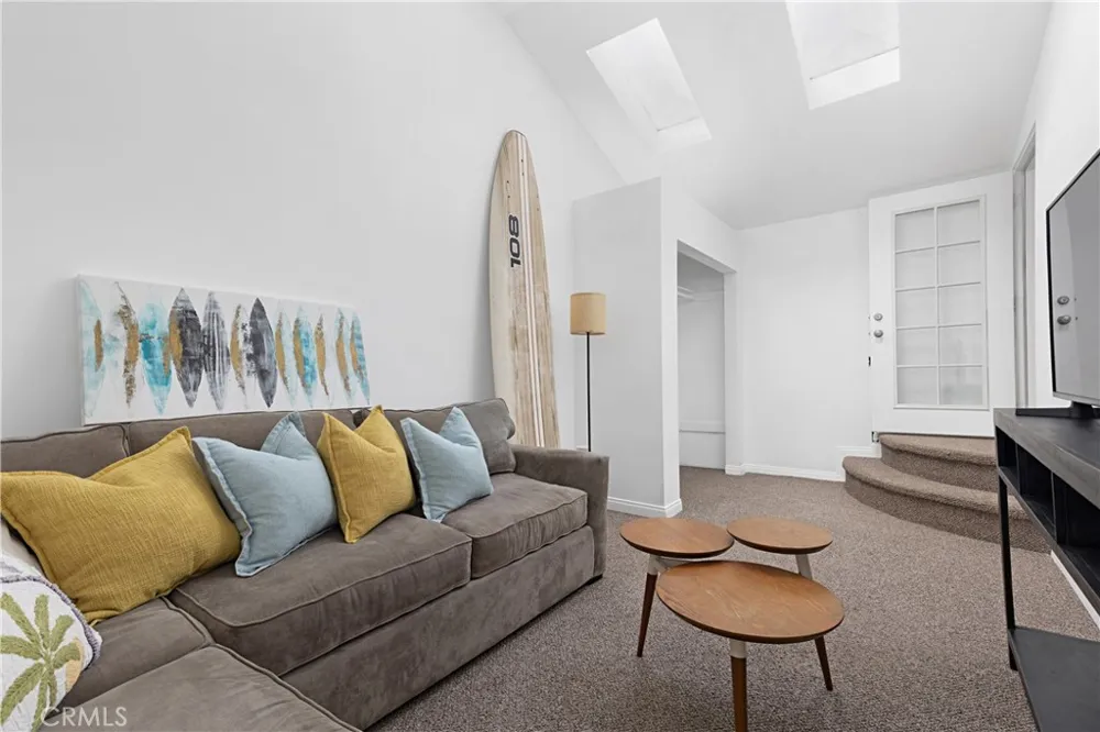 1415 Corona Street Hermosa Beach, CA 90254