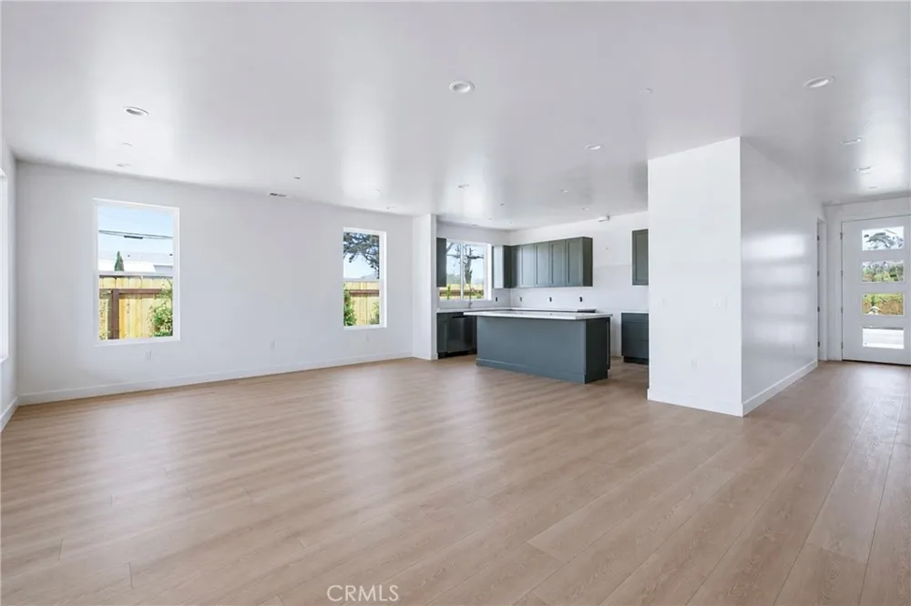 902 The Pike Arroyo Grande, CA 93420