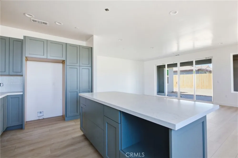 902 The Pike Arroyo Grande, CA 93420