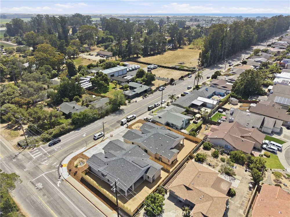 902 The Pike Arroyo Grande, CA 93420