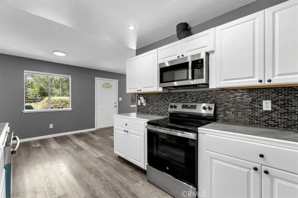 695 Walton Drive Red Bluff, CA 96080