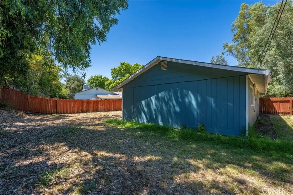 695 Walton Drive Red Bluff, CA 96080