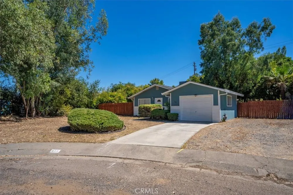 695 Walton Drive Red Bluff, CA 96080
