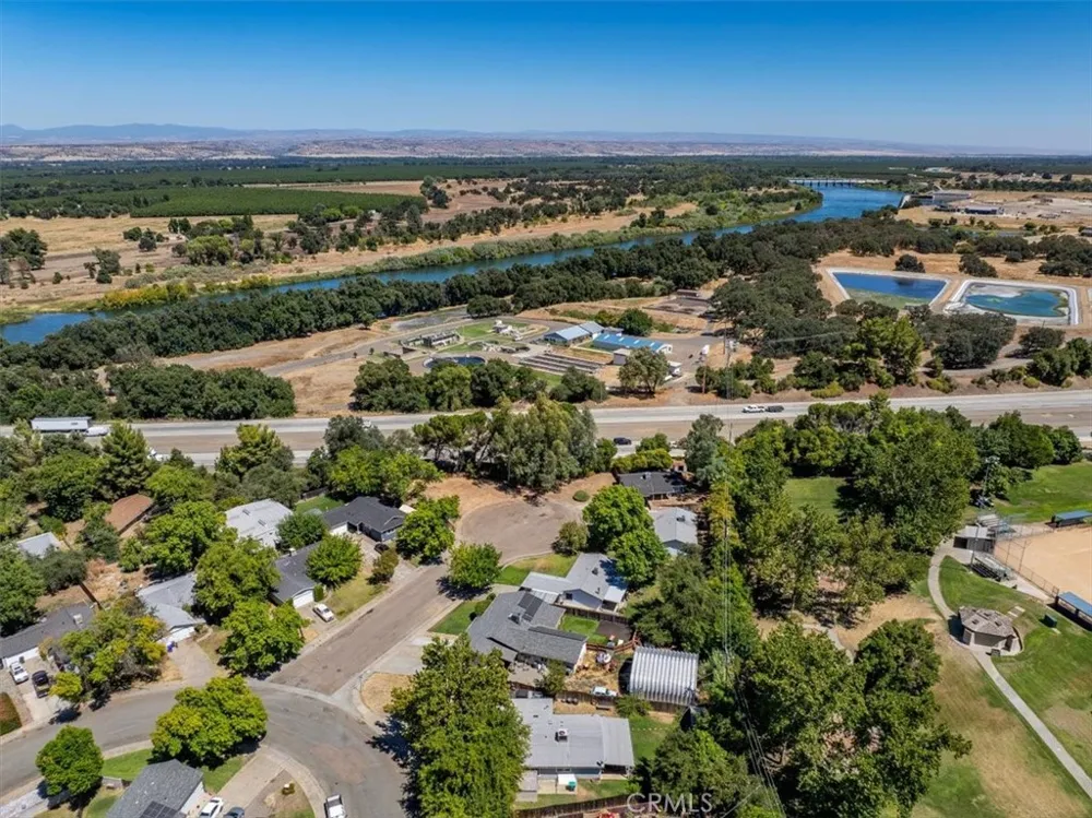 695 Walton Drive Red Bluff, CA 96080