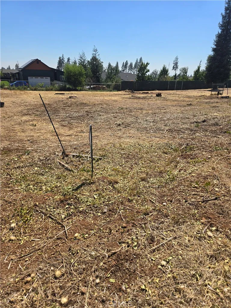 6267 Becker Paradise, CA 95969