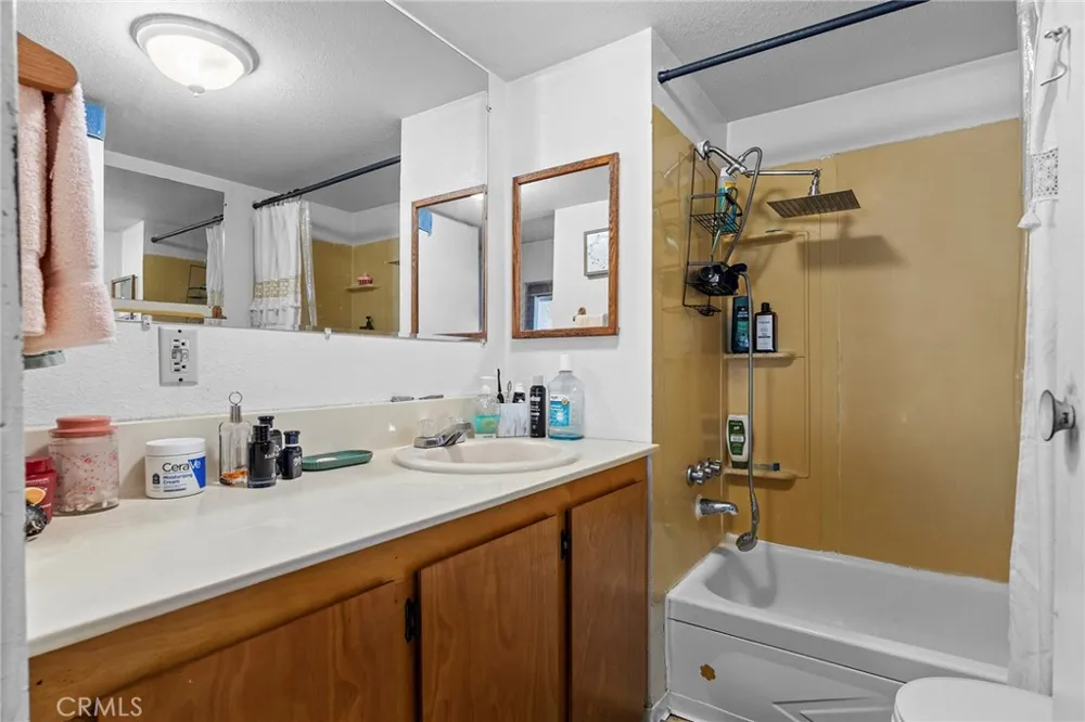 22669 Hermosa Avenue Gerber, CA 96035