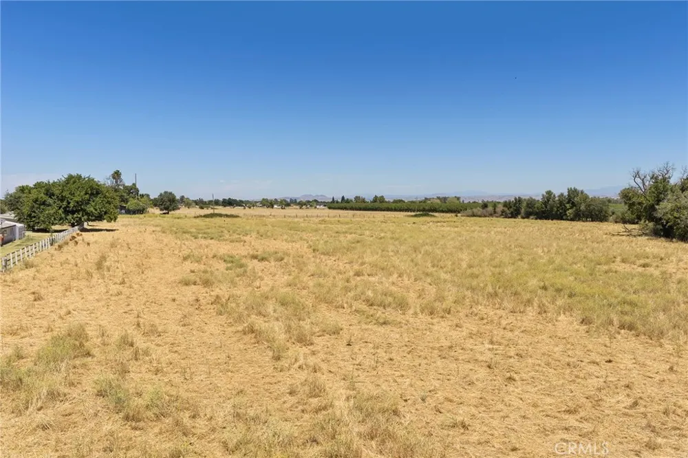 22669 Hermosa Avenue Gerber, CA 96035