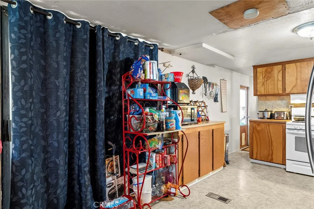22669 Hermosa Avenue Gerber, CA 96035
