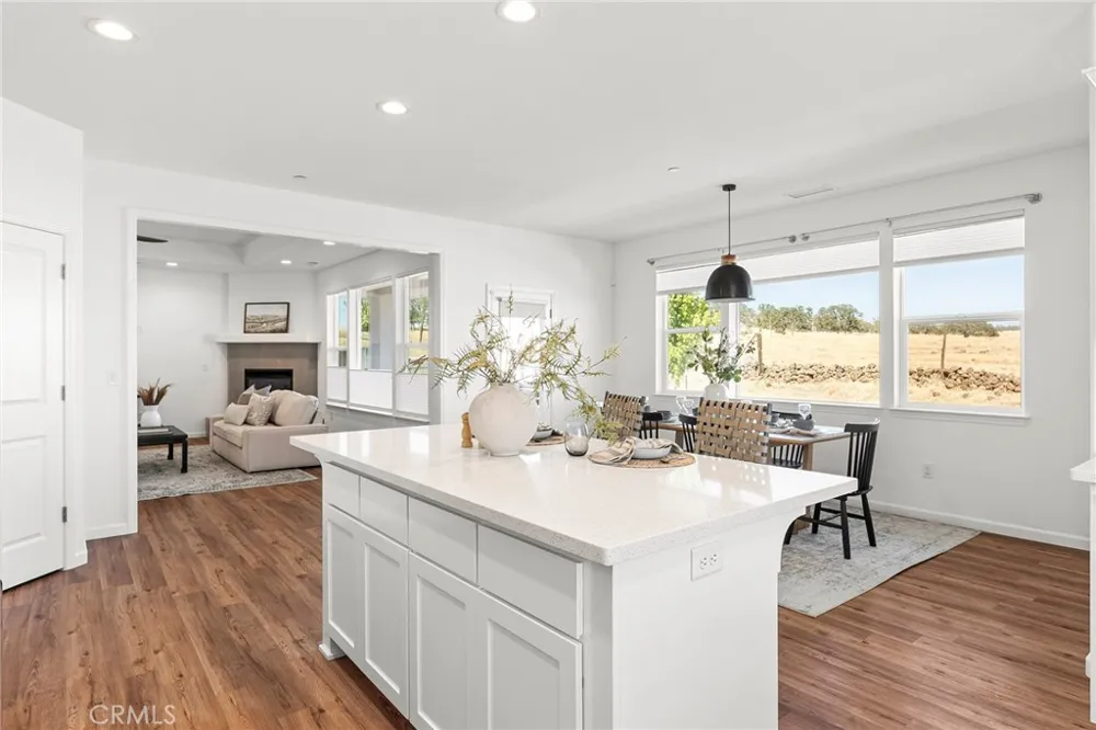 2996 Wingfield Avenue Chico, CA 95928