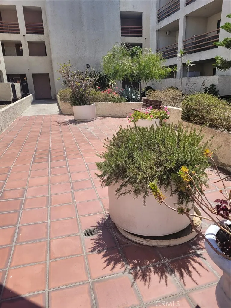 1118 Valencia Street #113 Los Angeles, CA 90015