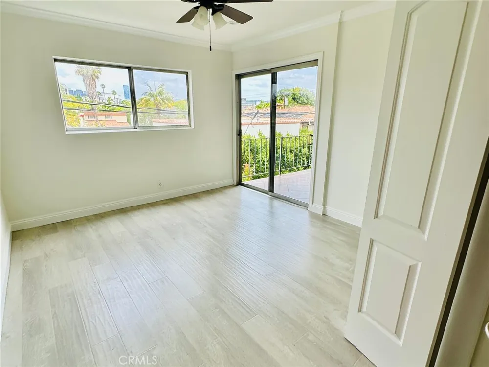423 S Rexford Beverly Hills, CA 90212