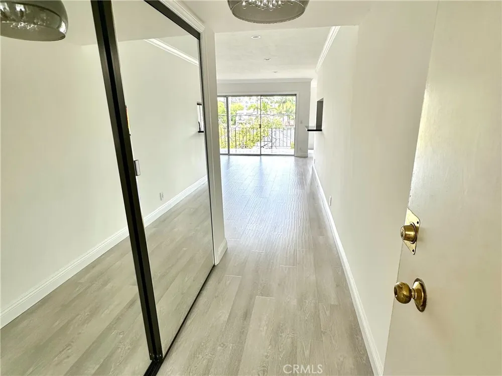 423 S Rexford Beverly Hills, CA 90212