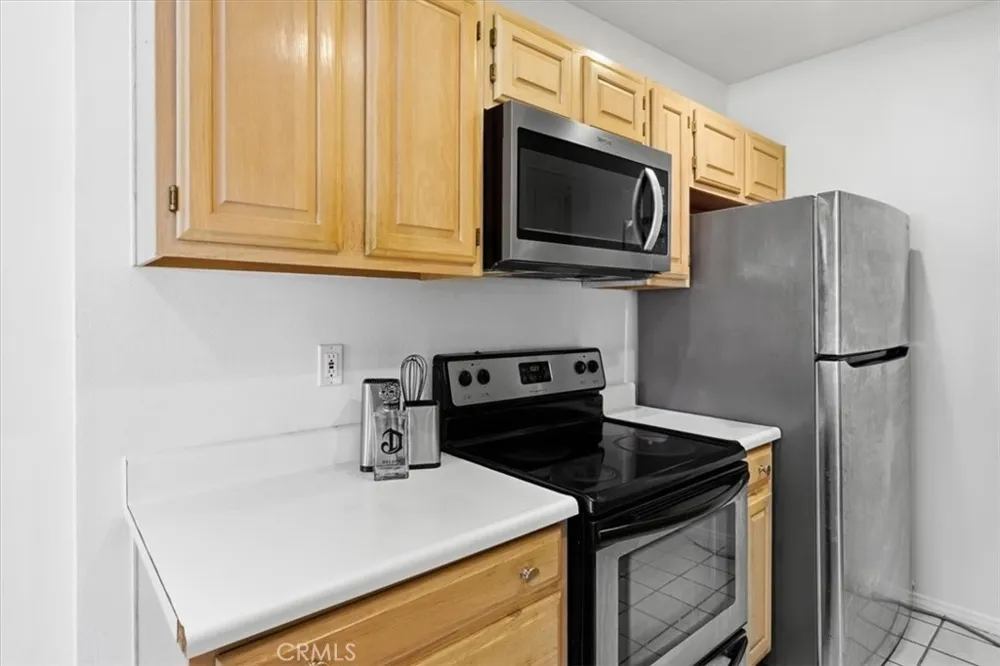 302 S Miraleste #11 San Pedro, CA 90732