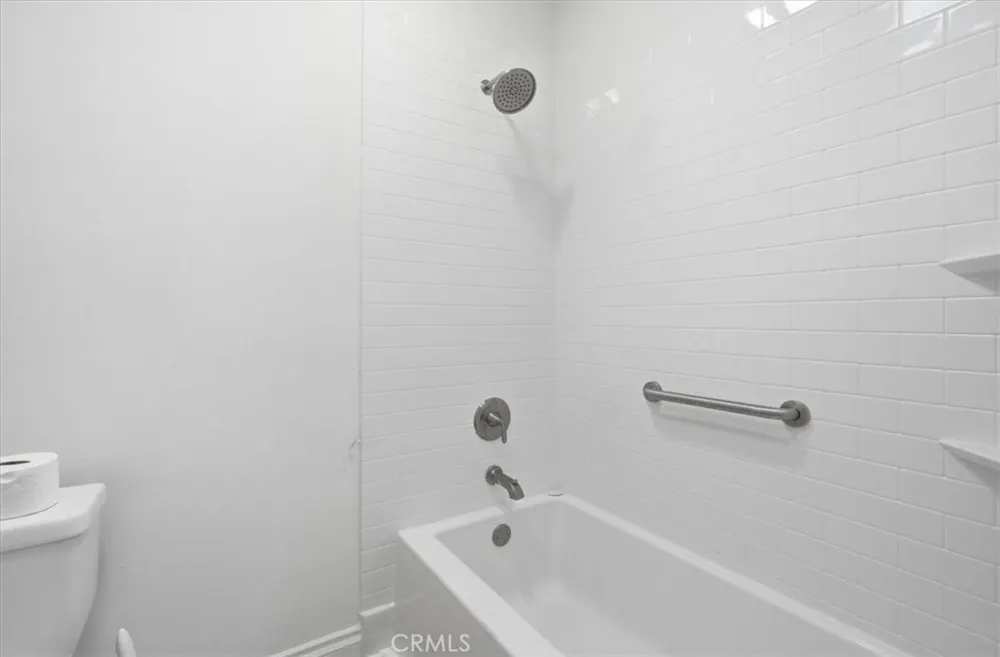 302 S Miraleste #11 San Pedro, CA 90732
