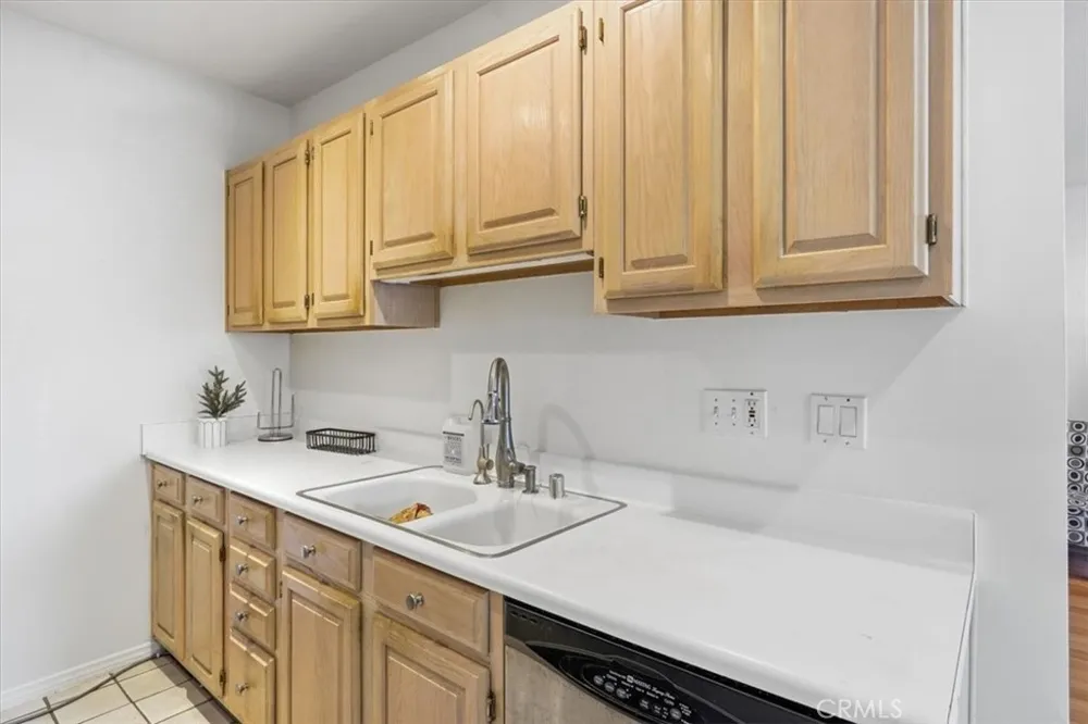 302 S Miraleste #11 San Pedro, CA 90732