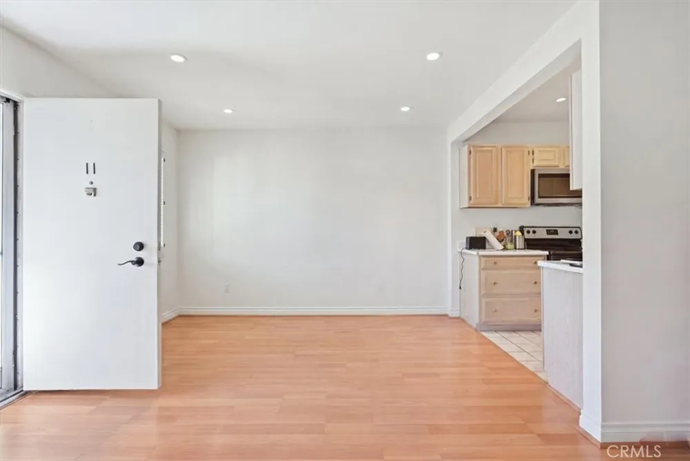 302 S Miraleste #11 San Pedro, CA 90732