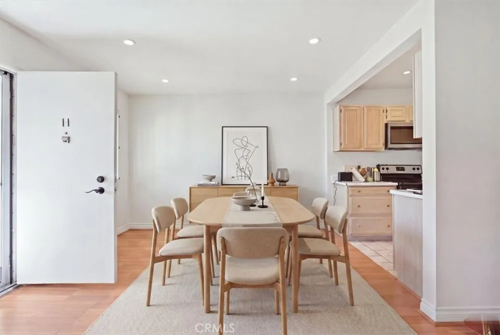302 S Miraleste #11 San Pedro, CA 90732