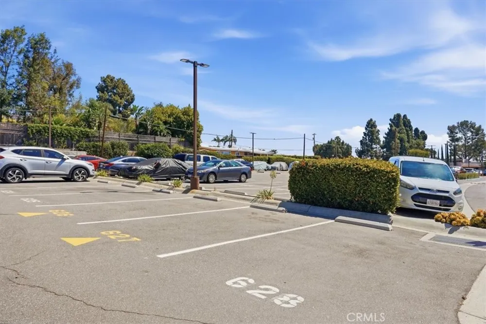 302 S Miraleste #11 San Pedro, CA 90732
