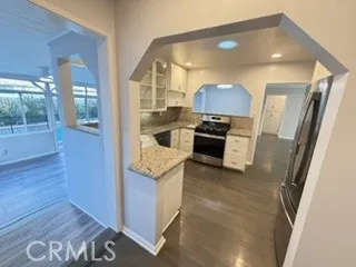 6372 Zelzah Encino, CA 91316