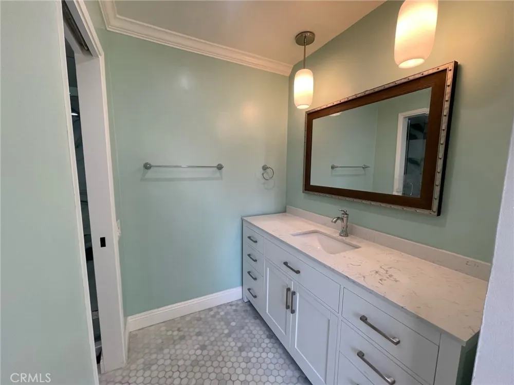 4510 Henley Court Westlake Village, CA 91361