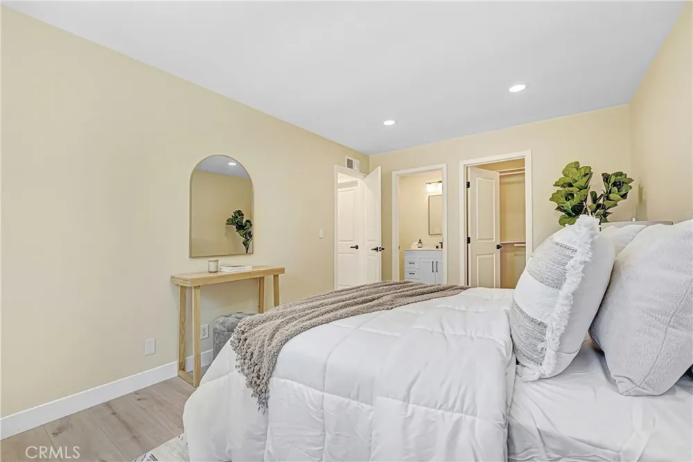 2395 Century Simi Valley, CA 93063