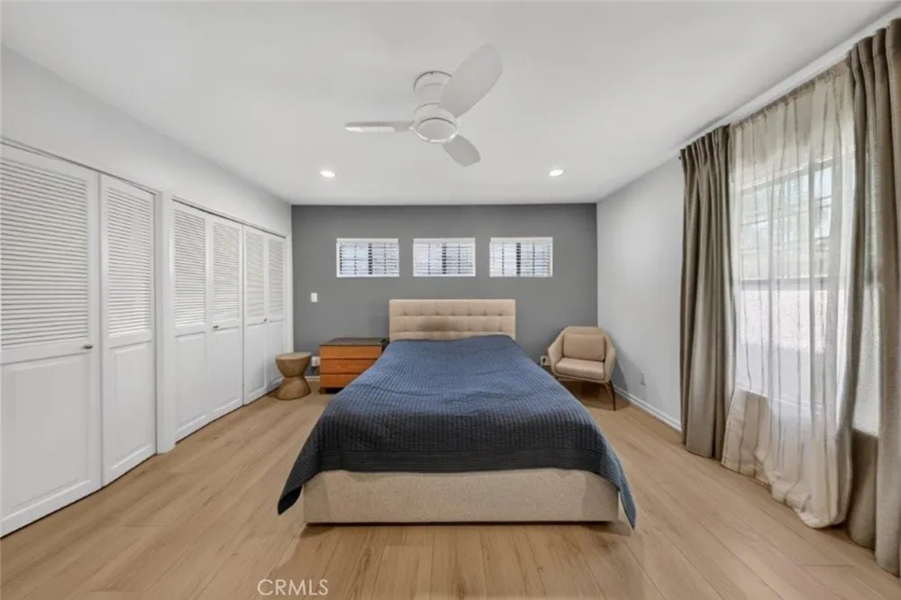 4930 Biloxi Toluca Lake, CA 91601