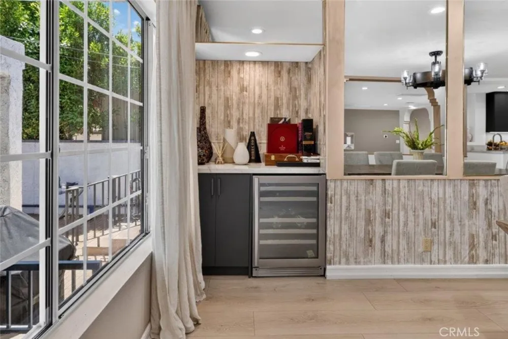 4930 Biloxi Toluca Lake, CA 91601