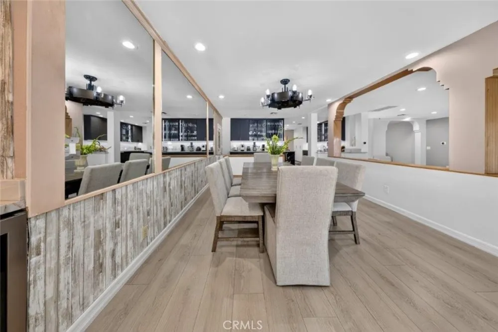 4930 Biloxi Toluca Lake, CA 91601