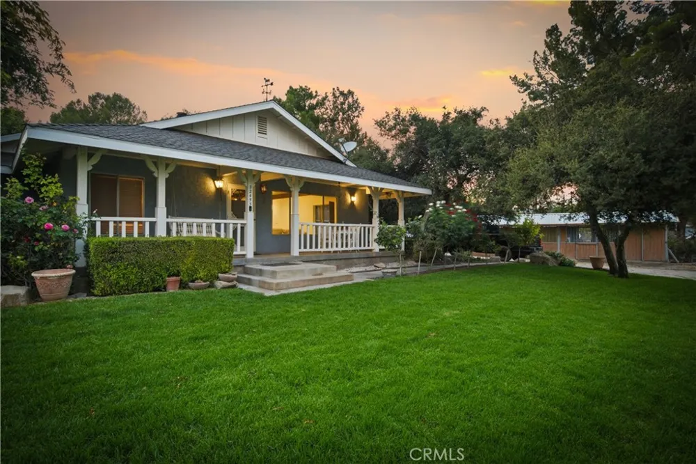 32455 Agua Dulce Canyon Road Agua Dulce, CA 91390