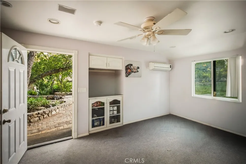 32455 Agua Dulce Canyon Road Agua Dulce, CA 91390