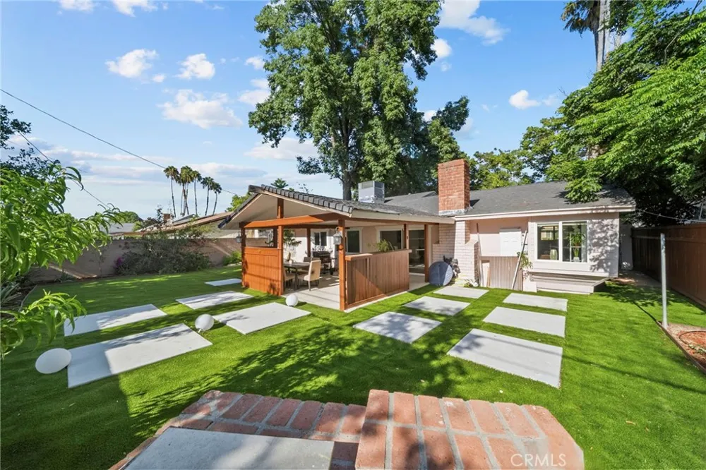 7643 Sausalito Avenue West Hills, CA 91304