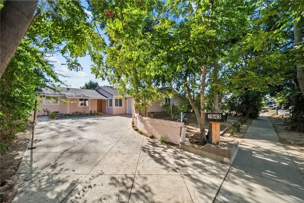 7643 Sausalito Avenue West Hills, CA 91304