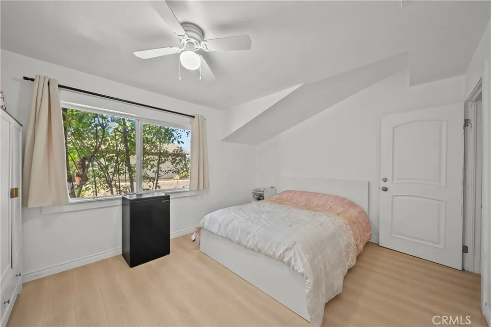 7643 Sausalito Avenue West Hills, CA 91304