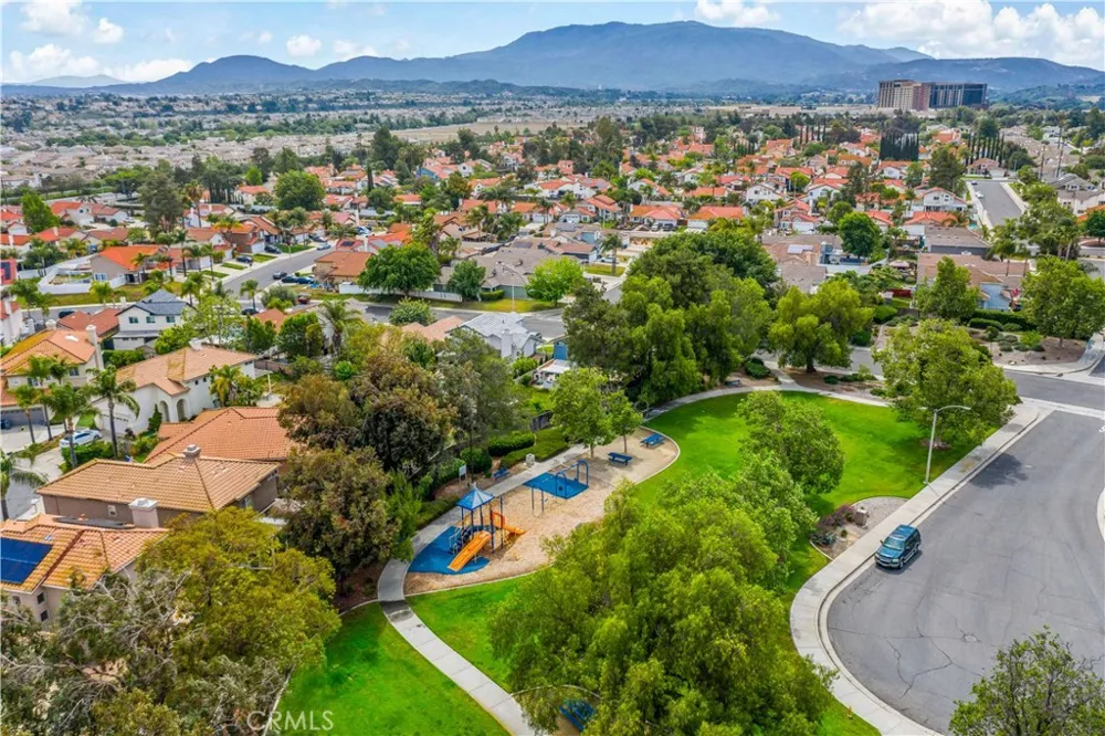 31242 Comotilo Court Temecula, CA 92592