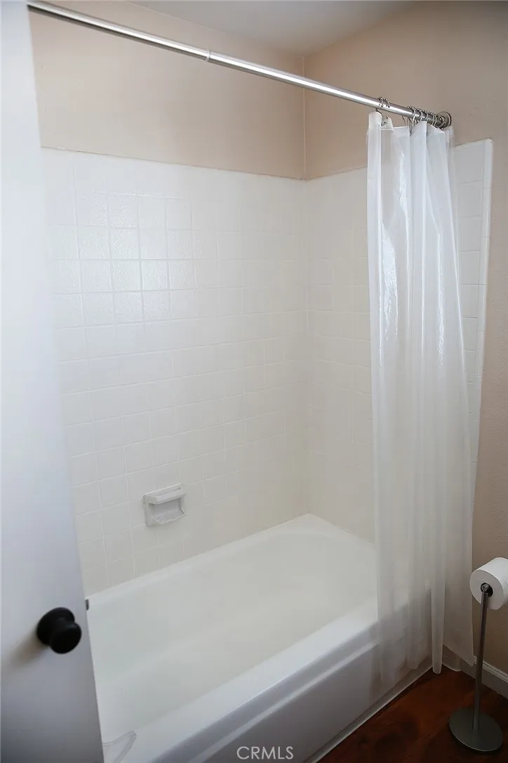 2829 W Avenue J4 Lancaster, CA 93536