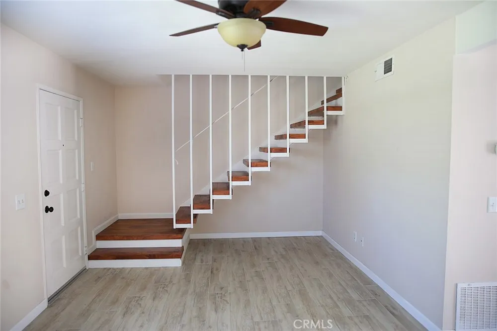 2829 W Avenue J4 Lancaster, CA 93536