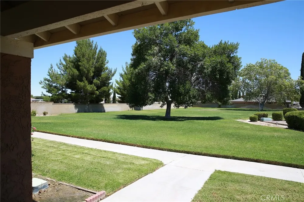 2829 W Avenue J4 Lancaster, CA 93536