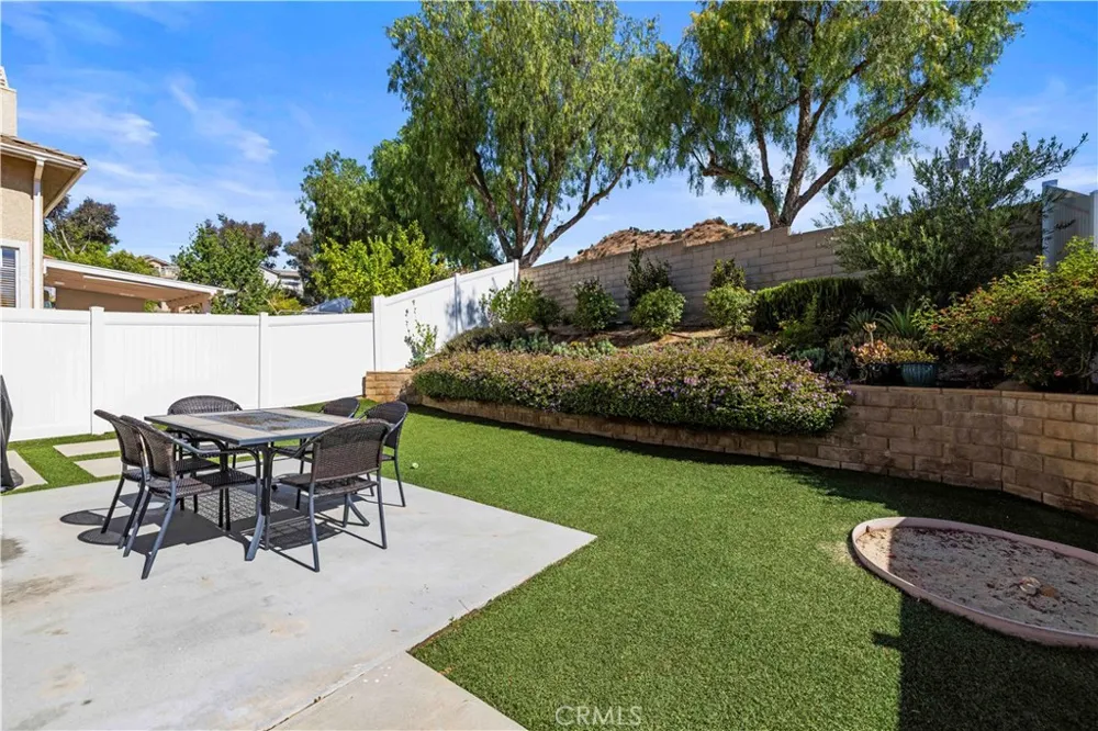 27629 Primrose Lane Castaic, CA 91384
