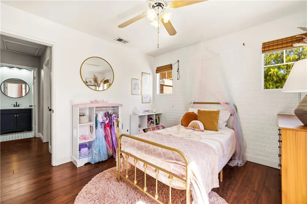 27629 Primrose Lane Castaic, CA 91384