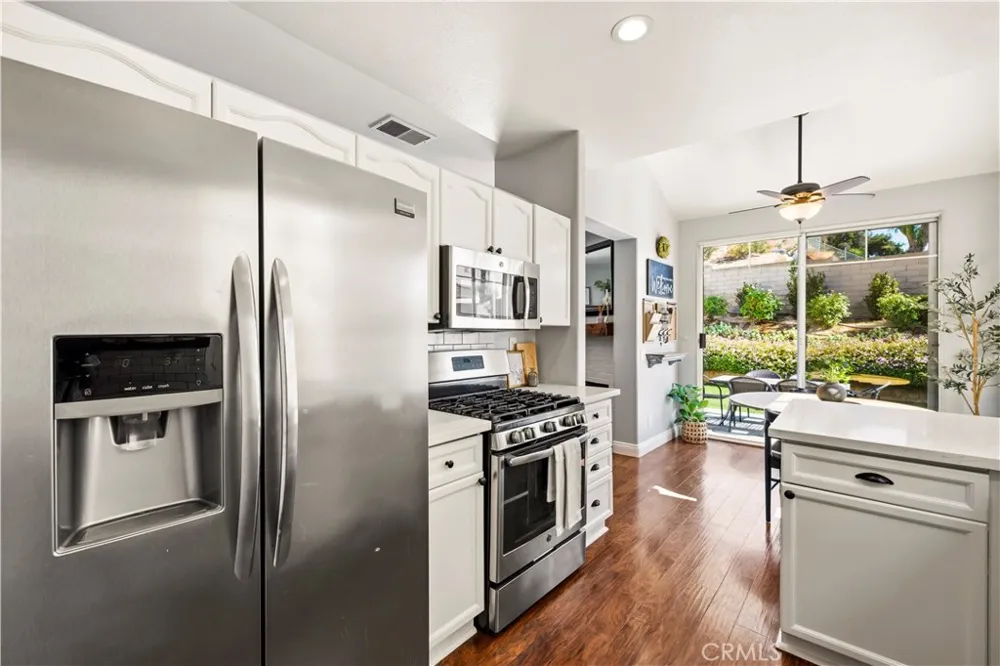27629 Primrose Lane Castaic, CA 91384