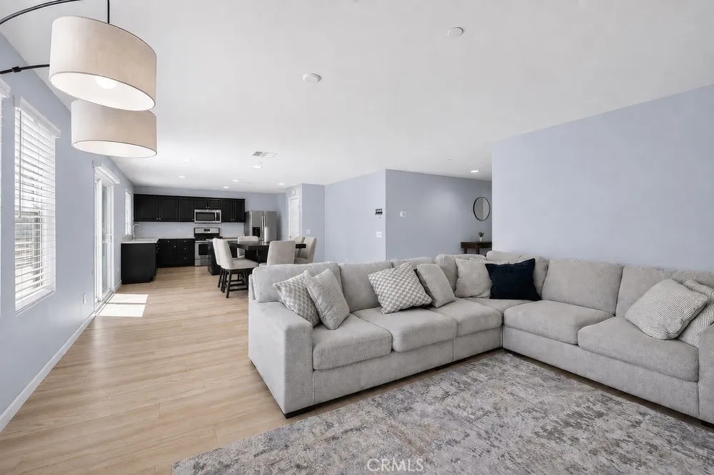 410 Pomegranate San Jacinto, CA 92582