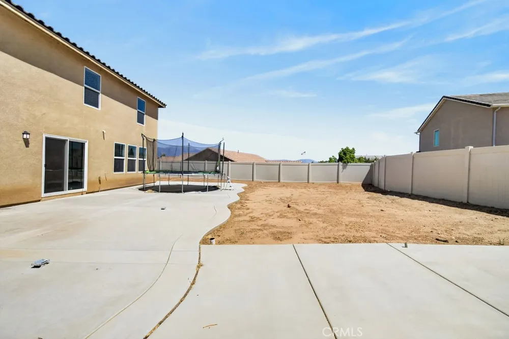 410 Pomegranate San Jacinto, CA 92582