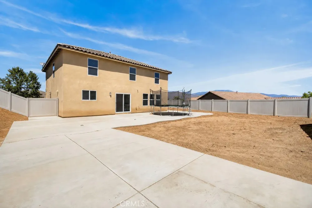 410 Pomegranate San Jacinto, CA 92582