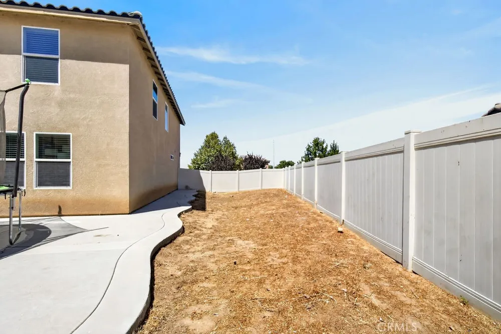 410 Pomegranate San Jacinto, CA 92582