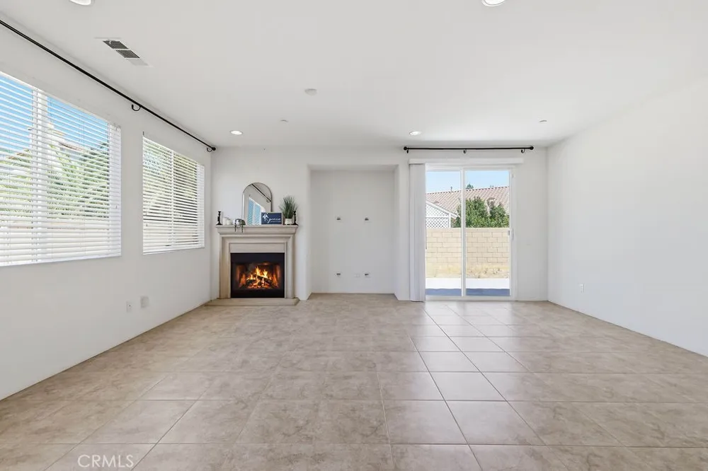 43826 Countryside Lancaster, CA 93536