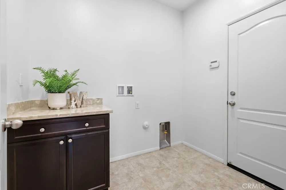 43826 Countryside Lancaster, CA 93536