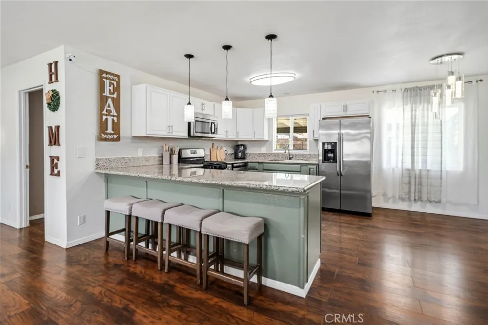 1050 W Avenue J6 Lancaster, CA 93534