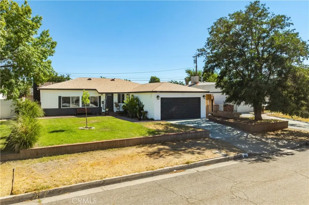 1050 W Avenue J6 Lancaster, CA 93534