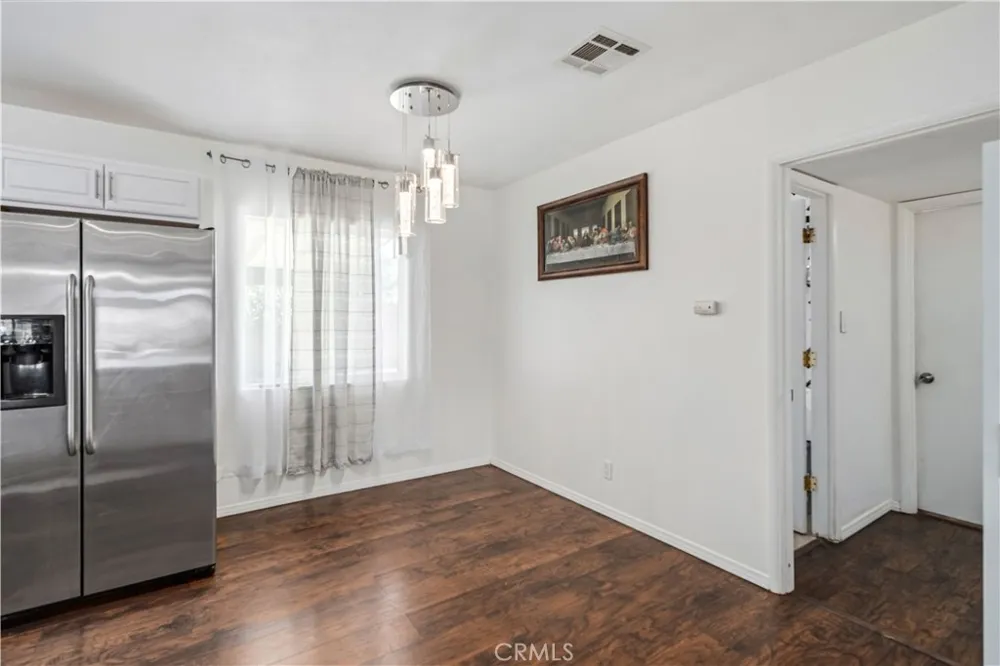 1050 W Avenue J6 Lancaster, CA 93534