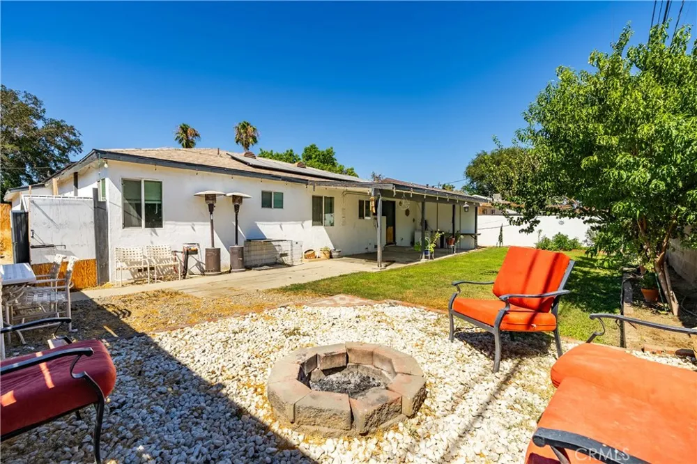1050 W Avenue J6 Lancaster, CA 93534